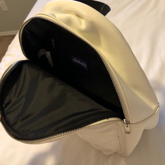 brand new claire’s white backpack - Picture 4 of 4
